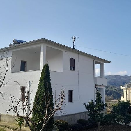 Villa Besart Berat Exterior photo
